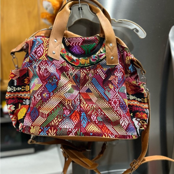 Nena & Co one of a kind convertible day bag Guatemala Huipil - Picture 6 of 12